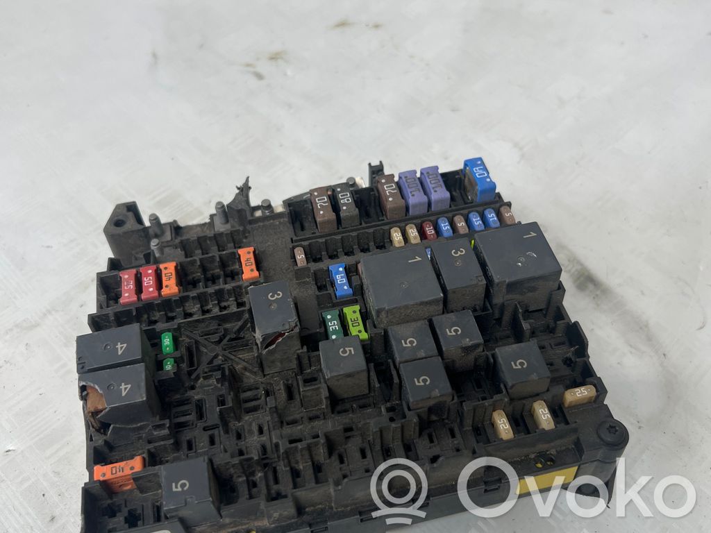 Opel Astra L Modul siguranțe 