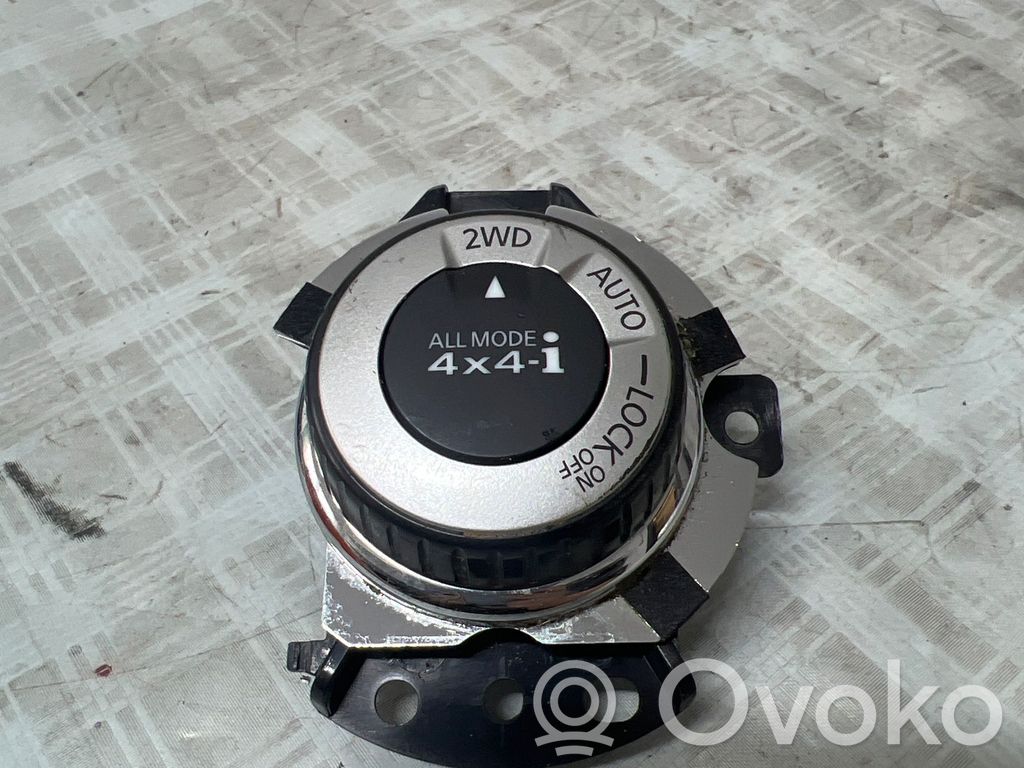 Nissan X-Trail T30 Leva/interruttore dell’indicatore di direzione e tergicristallo