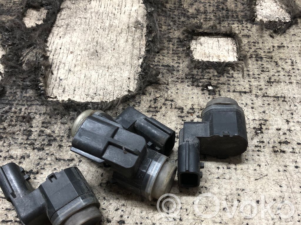 Nissan Qashqai Pysäköintitutkan anturi (PDC) 