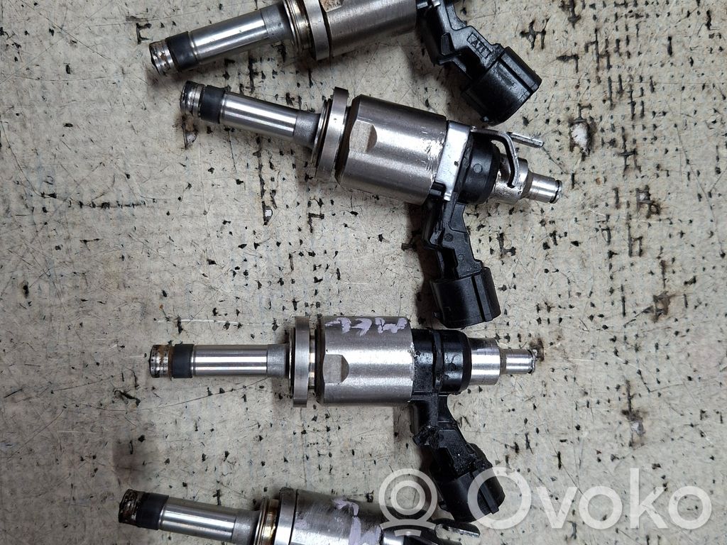 Renault Megane IV Injector combustibil 