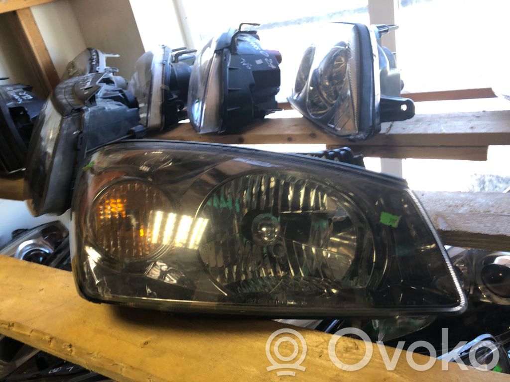 KIA Cerato Scheinwerfer 