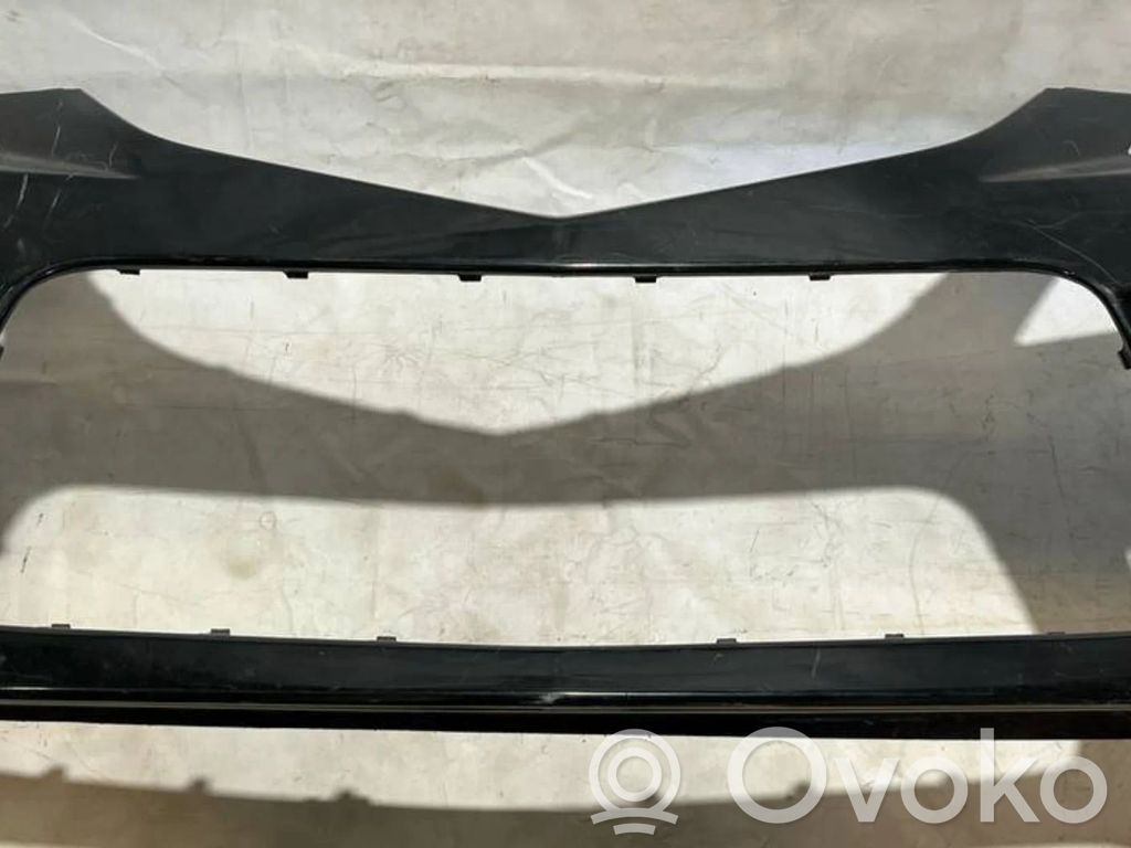Mazda 5 Front bumper 