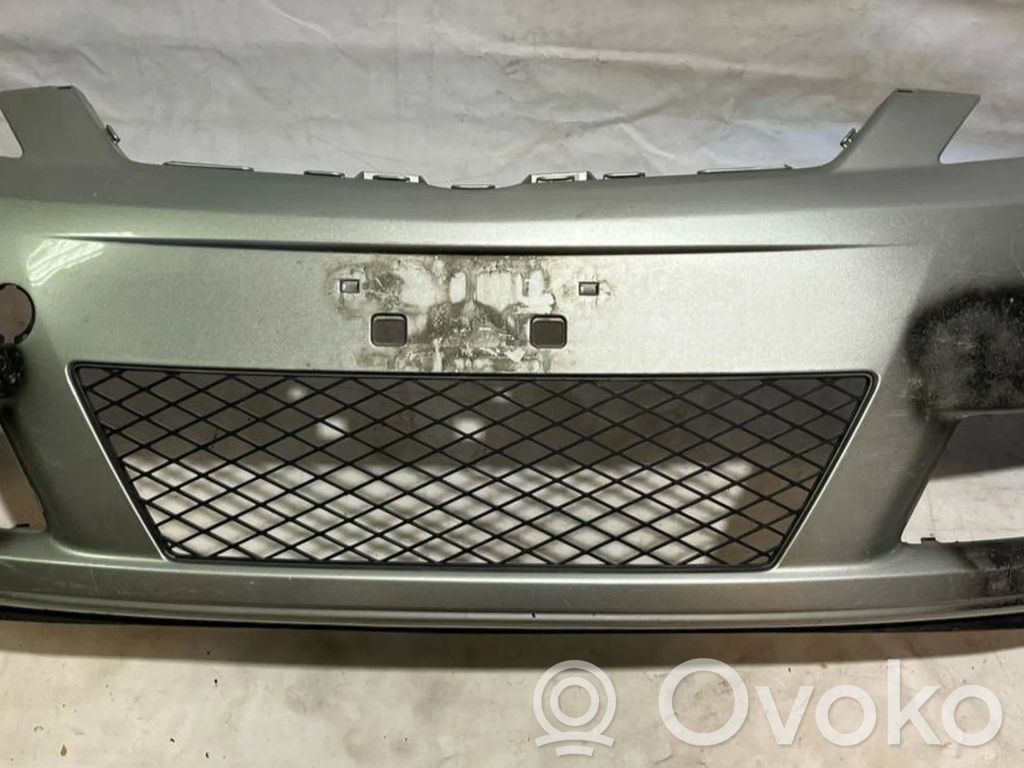 Mazda 5 Front bumper 