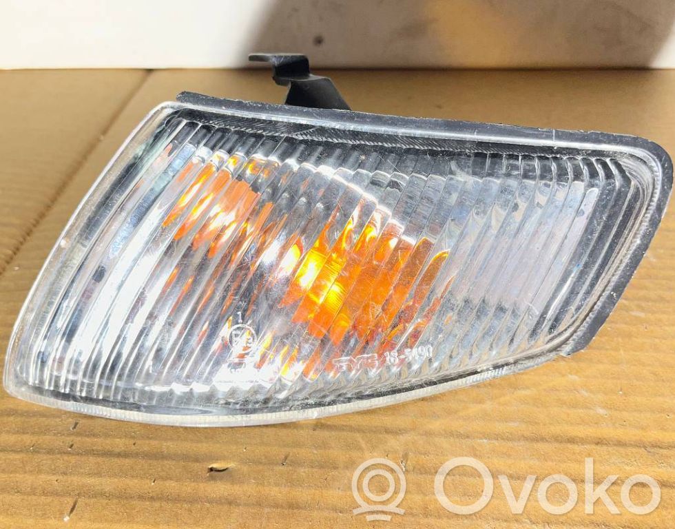 Mazda 626 Front indicator light 