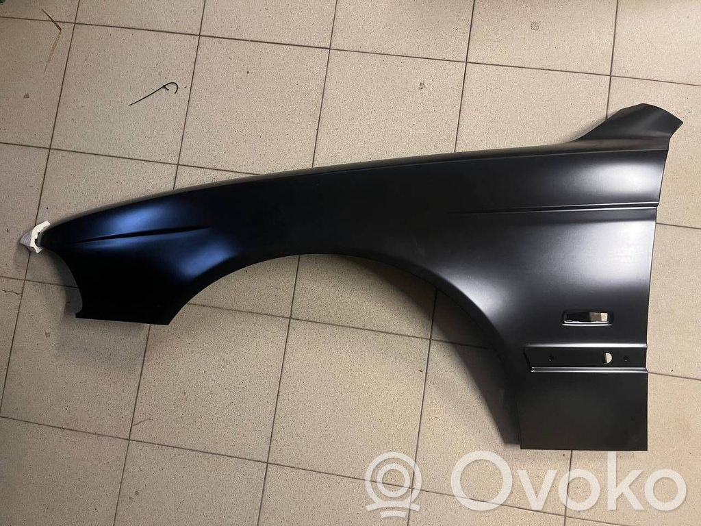 BMW 5 E39 Крыло 