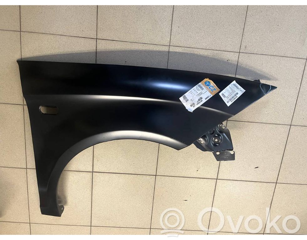 Błotnik przedni   00155012A2,060930612,5P0821022,672402J