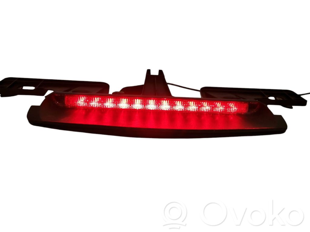 Volvo S80 Third/center stoplight 