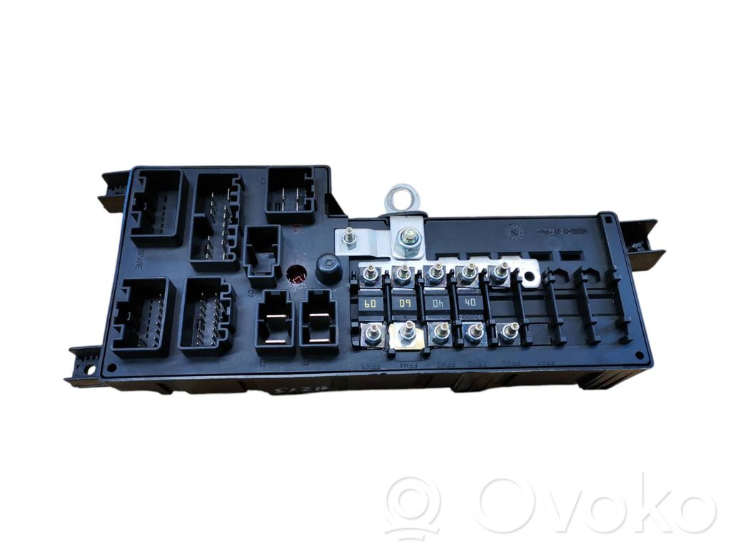 Volvo S80 Saugiklių dėžė (komplektas) 