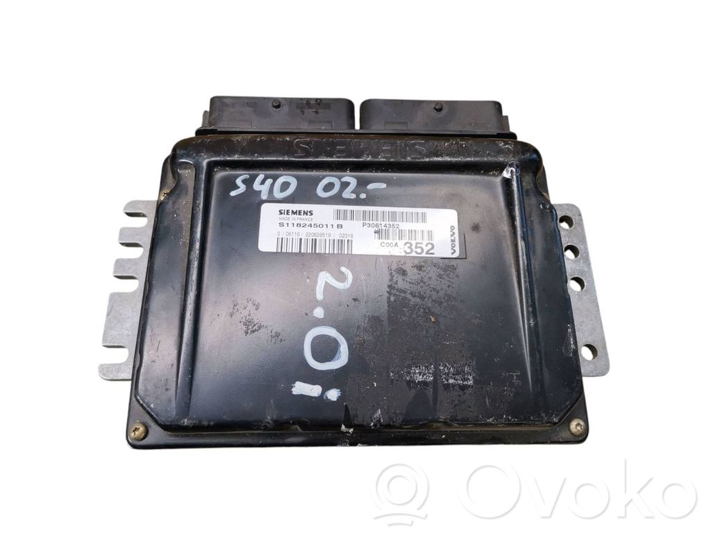 Volvo S40, V40 Engine control unit/module 