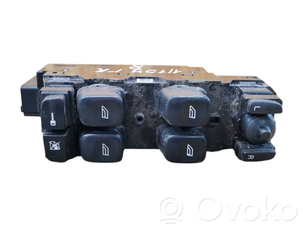 Volvo V70 Electric window control switch 