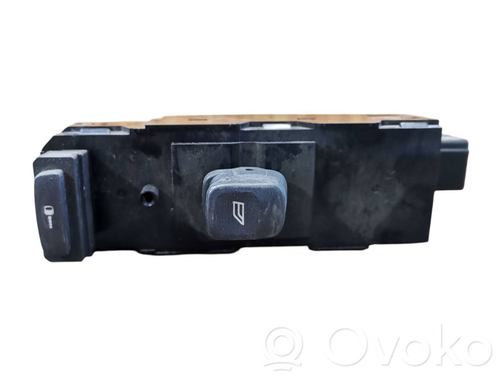 Electric window control switch   8673187,MP26AB00143