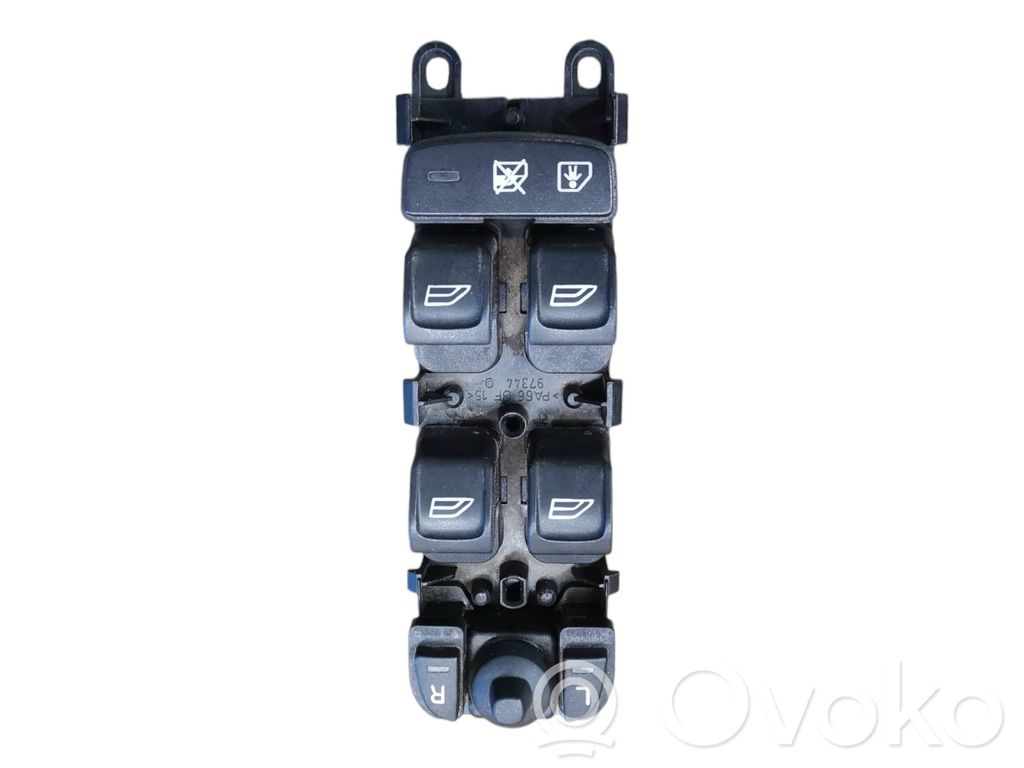 Volvo V70 Electric window control switch 