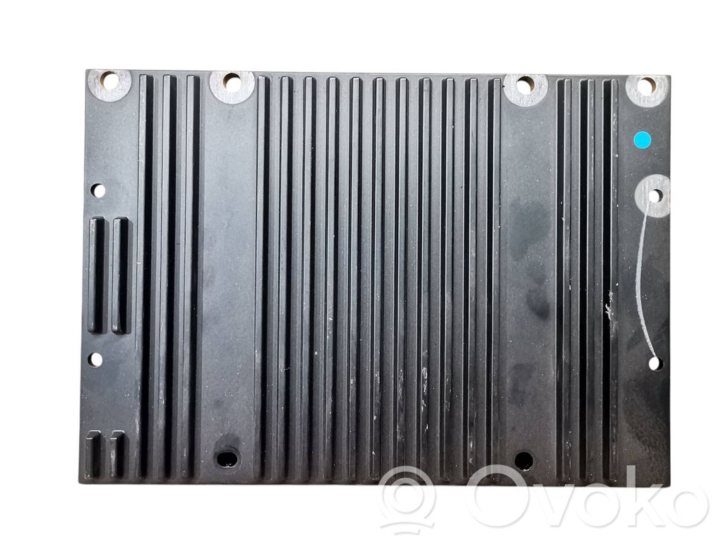 Volvo XC90 Sound amplifier 