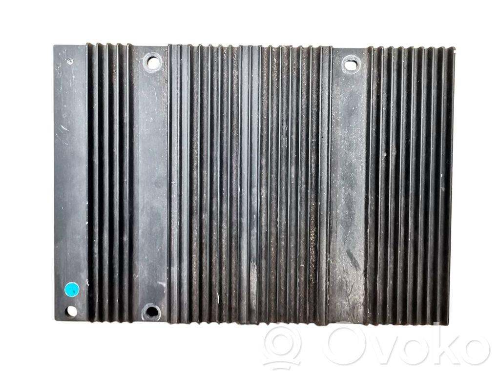 Volvo XC90 Garso stiprintuvas 