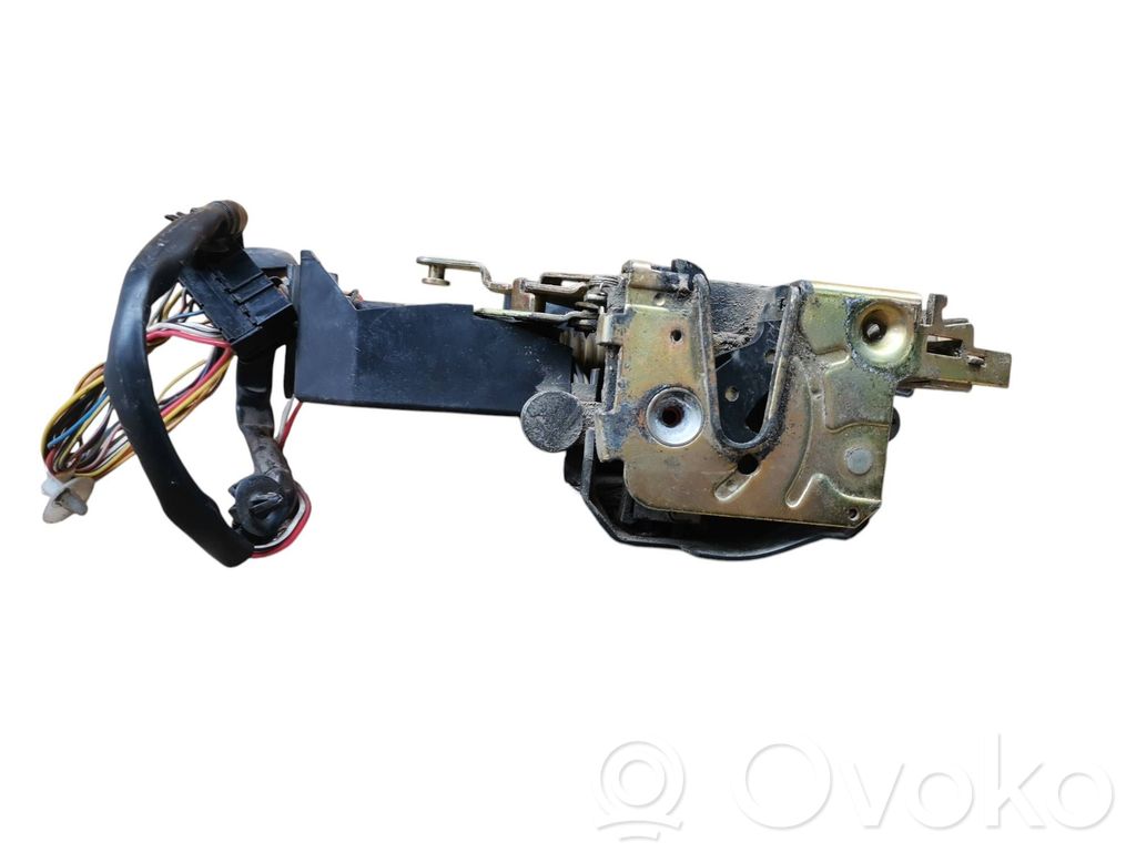 Volvo 850 Cerradura de puerta delantera 