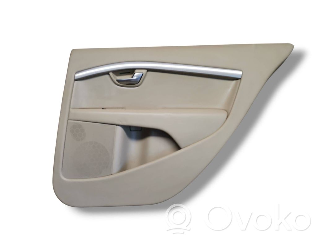 Volvo S80 Apšuvums aizmugurējām durvīm 