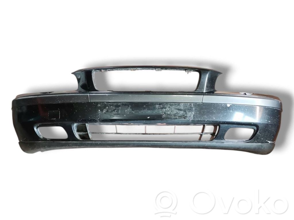 Volvo V70 Front bumper 