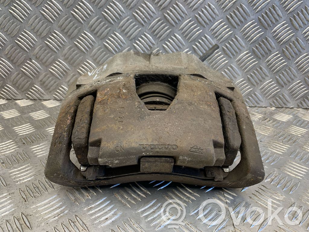Volvo XC90 Etujarrusatula 