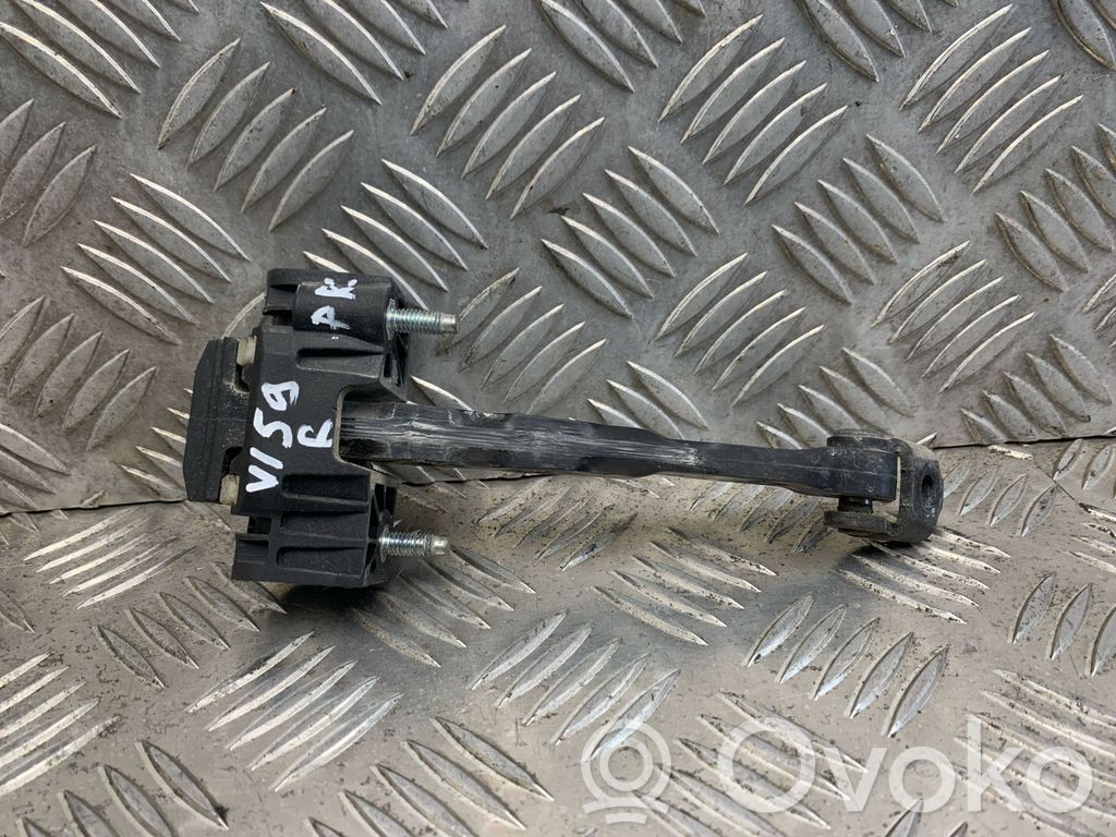 Volvo V50 Etuoven pidätin 