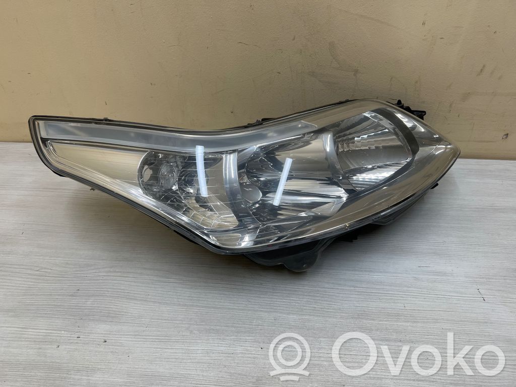Citroen C4 I Lampa przednia 