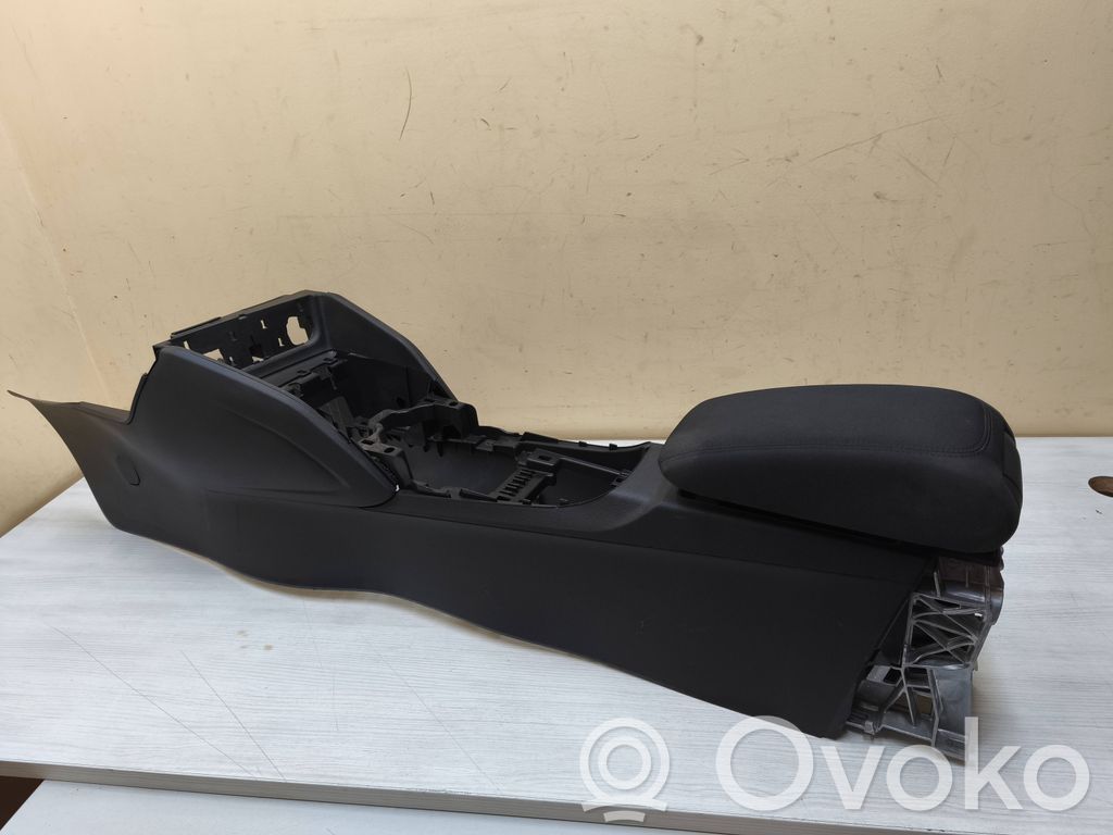 Audi Q2 - Centrālā konsole 