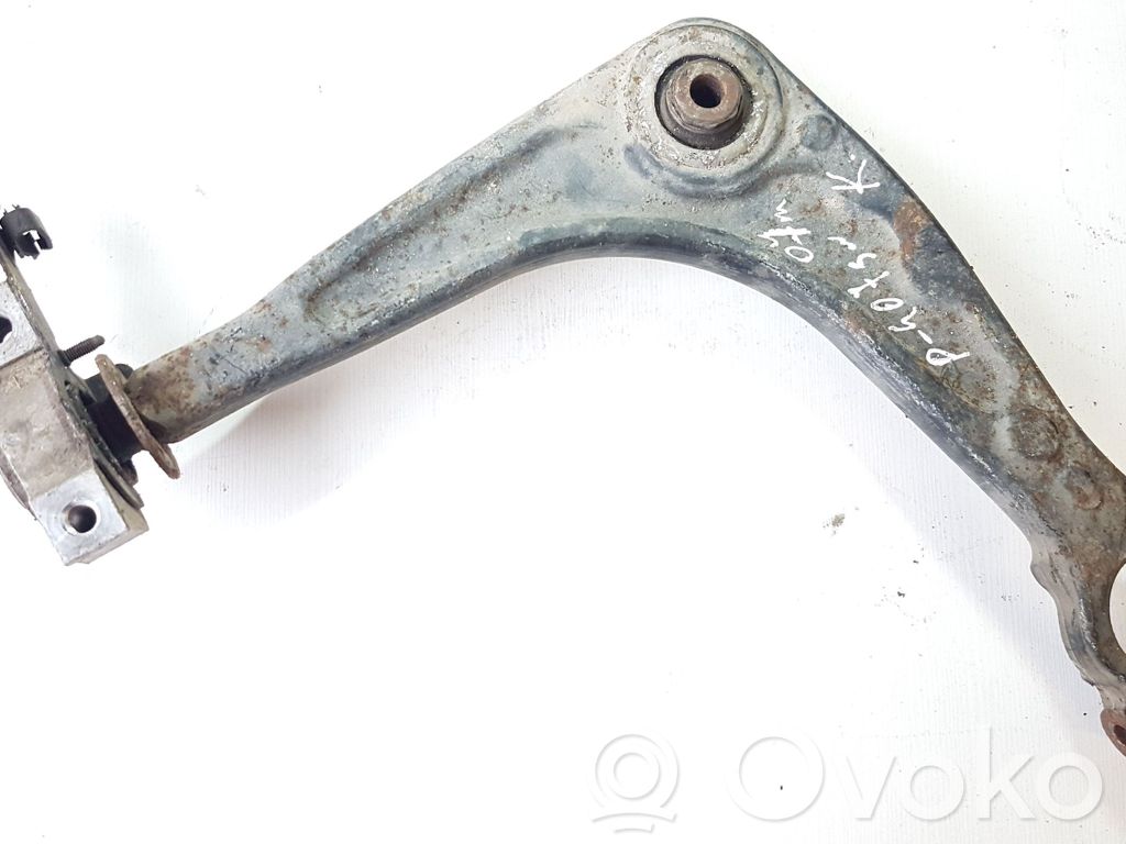 Peugeot 407 Front lower control arm/wishbone 