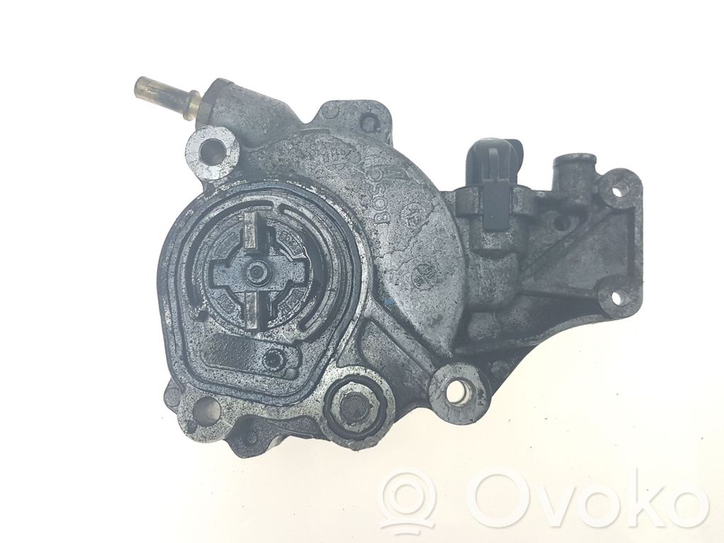 Peugeot 407 Vacuum pump 