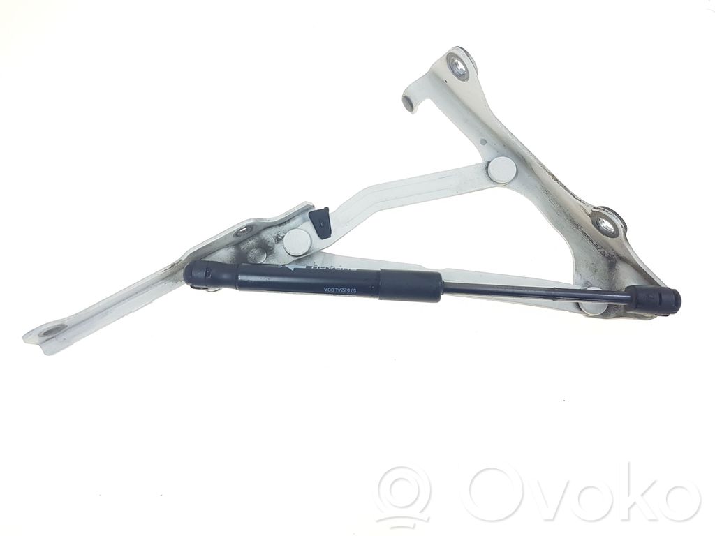 Subaru Legacy Tailgate/trunk/boot hinge 