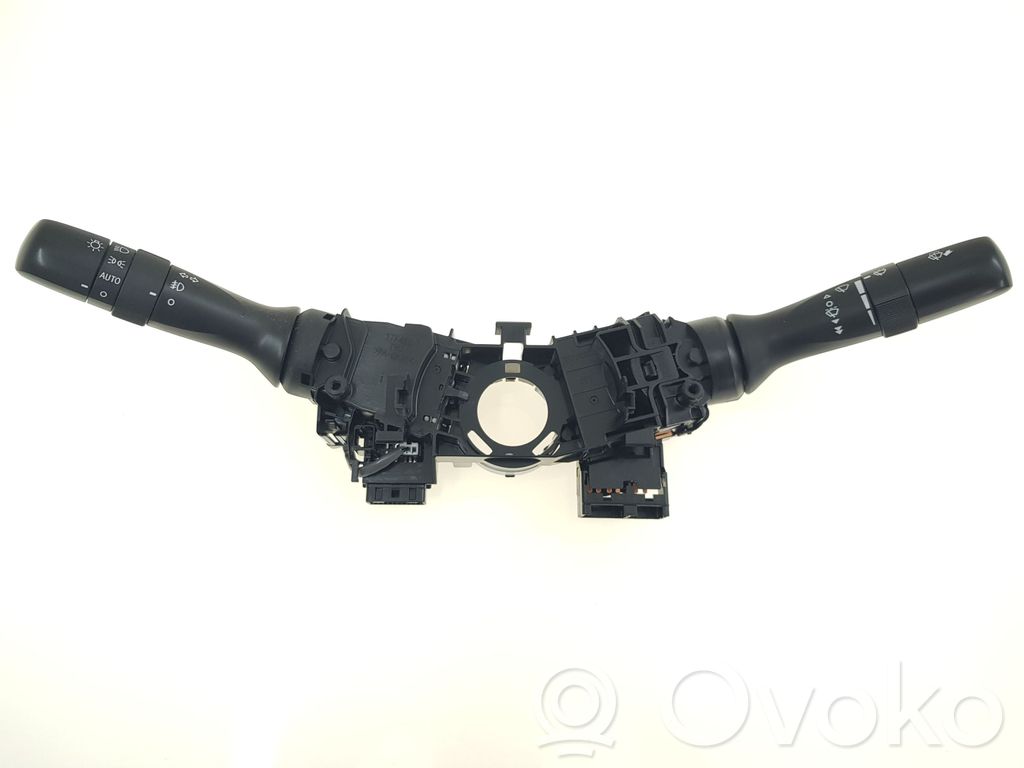 Subaru Legacy Wiper turn signal indicator stalk/switch 