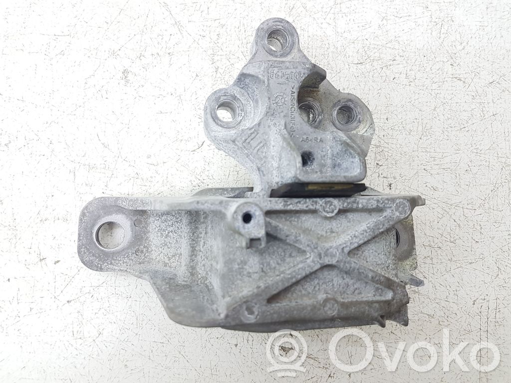 Ford Escape IV Engine mount bracket 