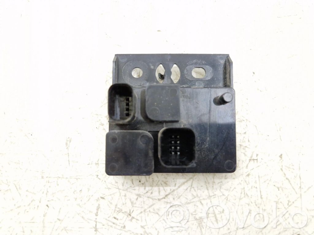 Ford Fusion II Electric car charge socket 