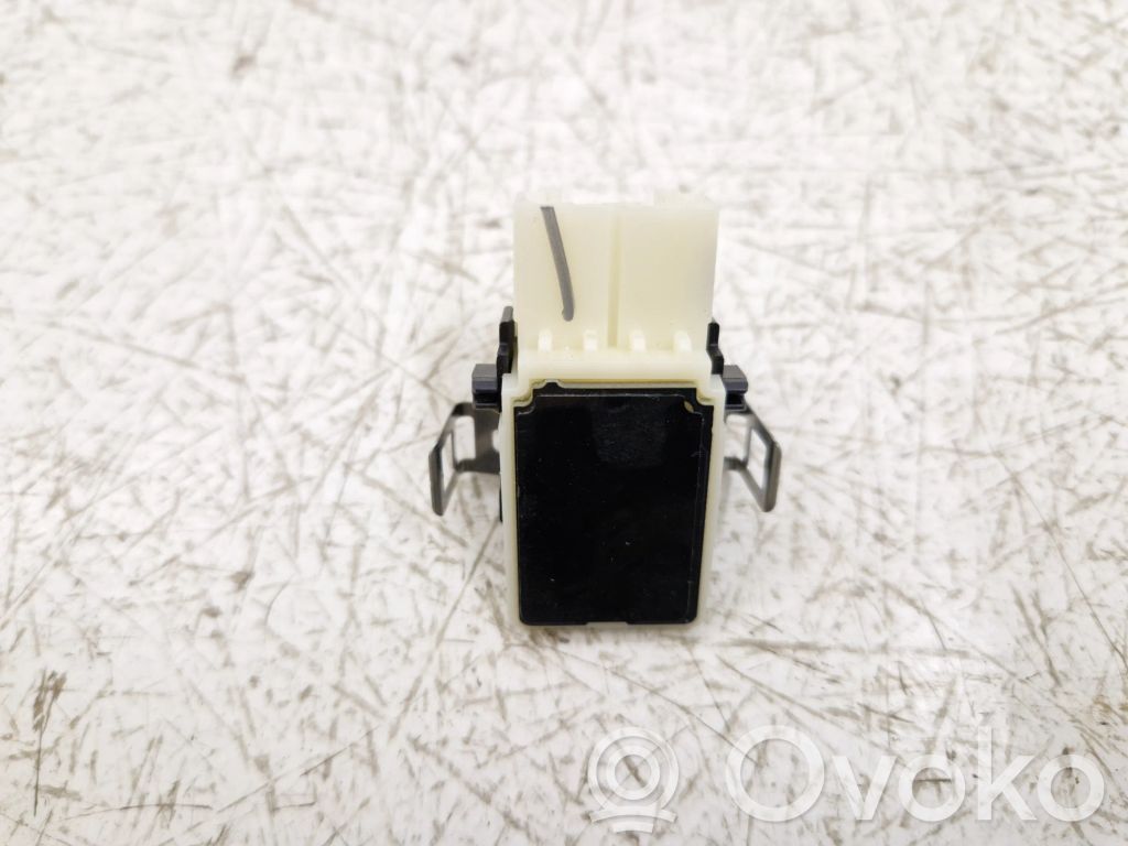 Ford Explorer VI Rain sensor 