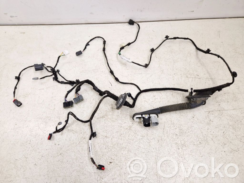 Ford Explorer VI Cableado de puerta delantera 