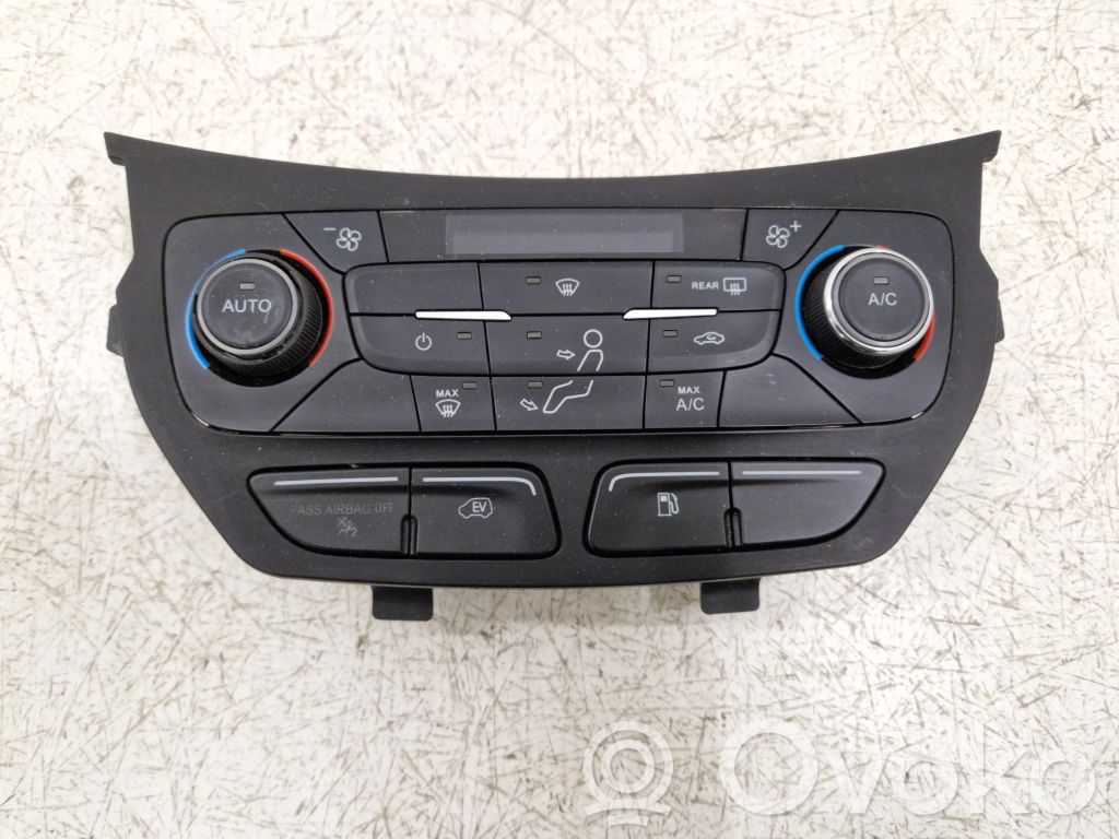 Ford C-MAX II Climate control unit 