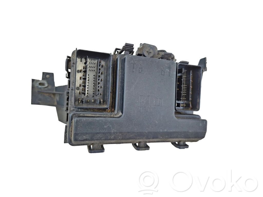 Ford Edge II Fuse module 