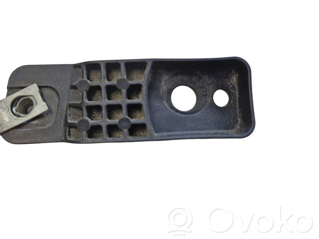 Front bumper mounting bracket   HS73F109A22,HS73F109A22BA,GGNQC