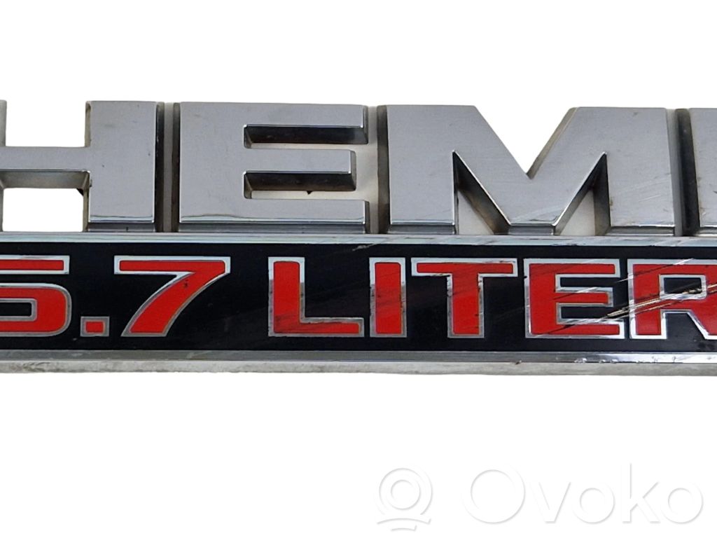 Dodge RAM Modeļa nosaukuma burti 