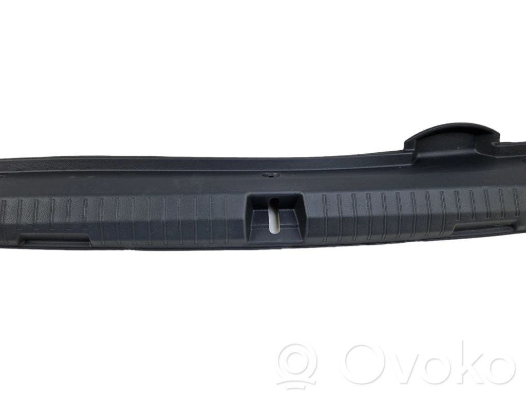 Subaru Legacy VII Osłona pasa bagażnika 