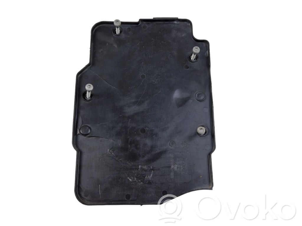 Ford Escape III Engine control unit box 