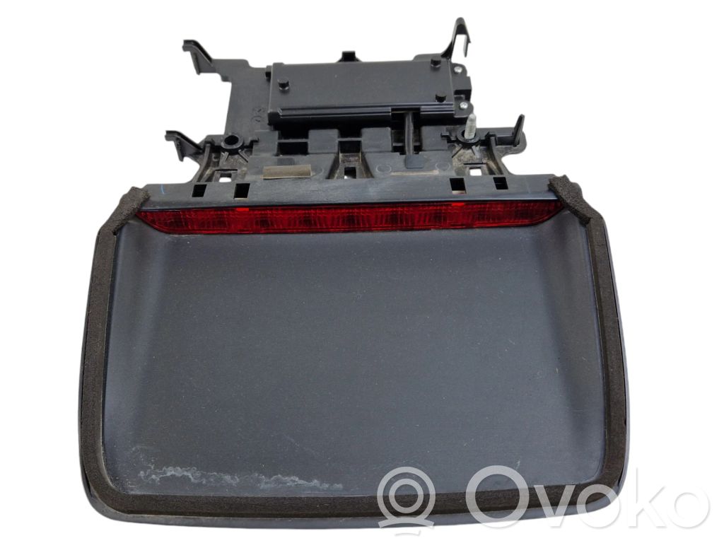 Third/center stoplight   68213149AE,134581,7CX