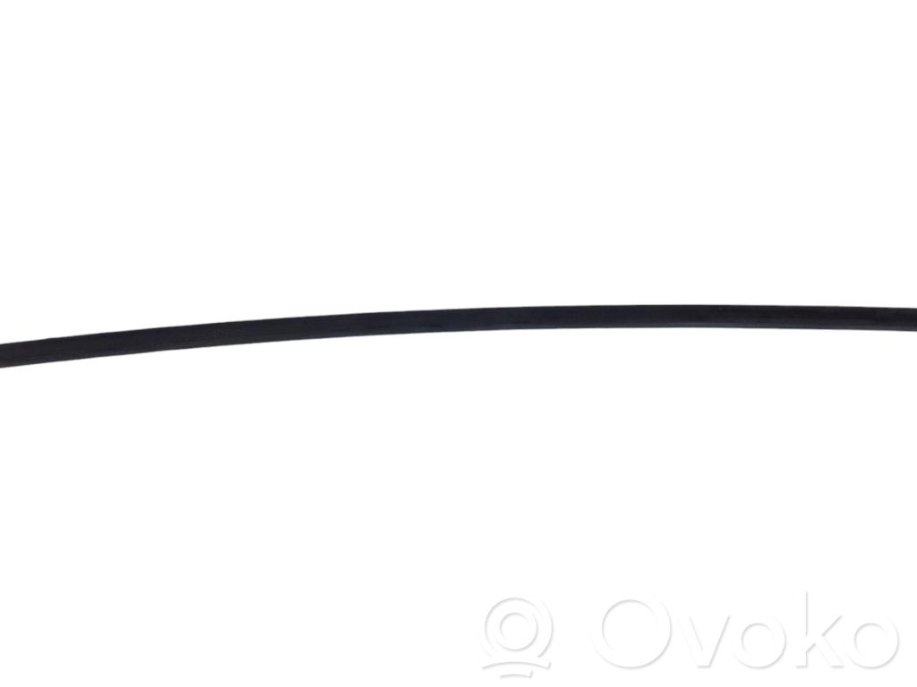 Ford Explorer VI Windshield trim 