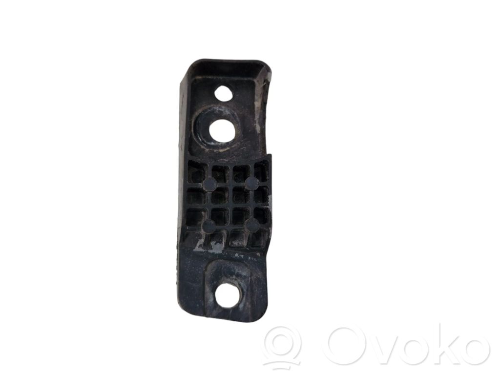 Ford Fusion II Front bumper mounting bracket 