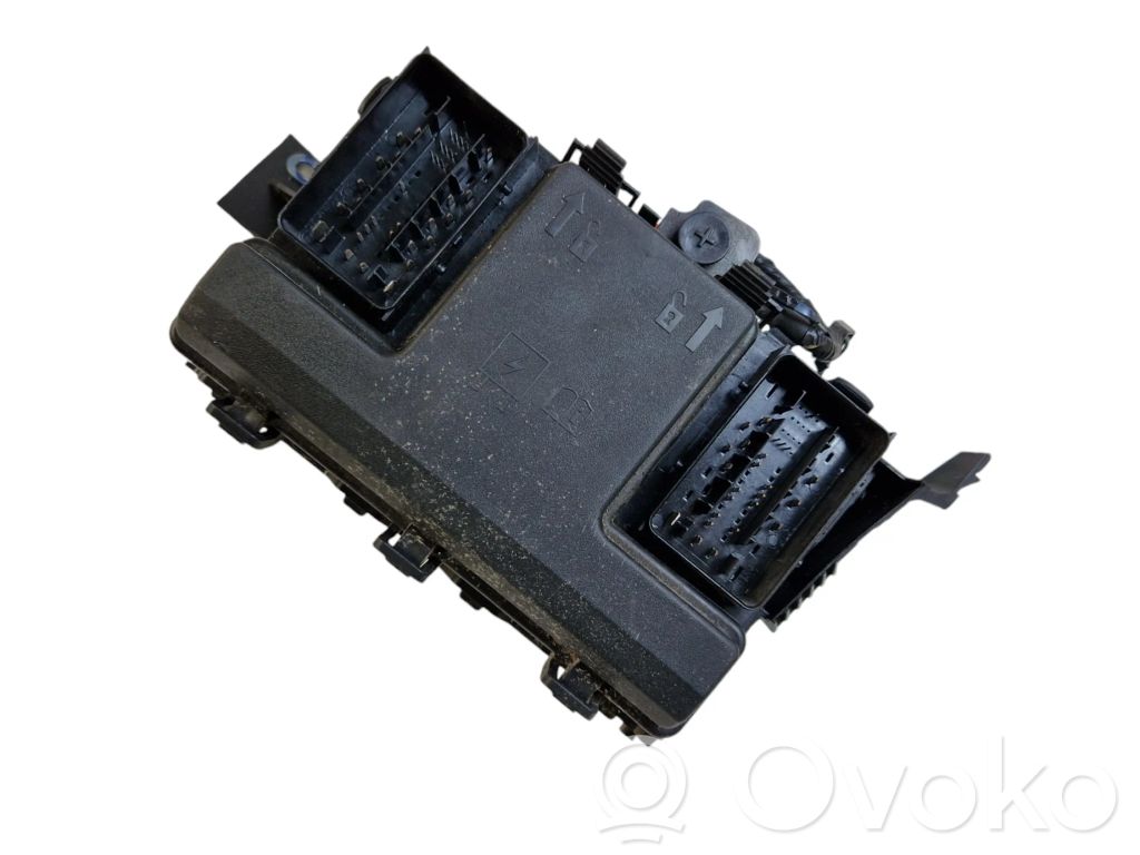 Módulo de fusible   K2GT14D068,K2GT14D068GD,HG9T14A301,G2811,HG9T14A301AB