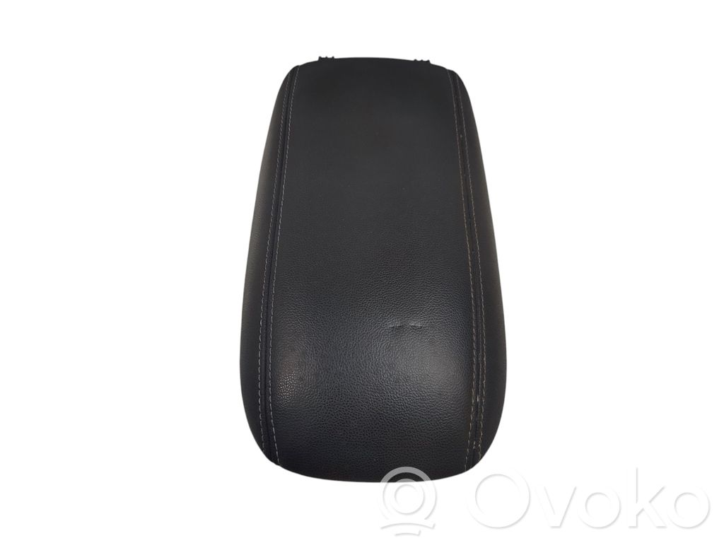 Ford Escape IV Armrest 