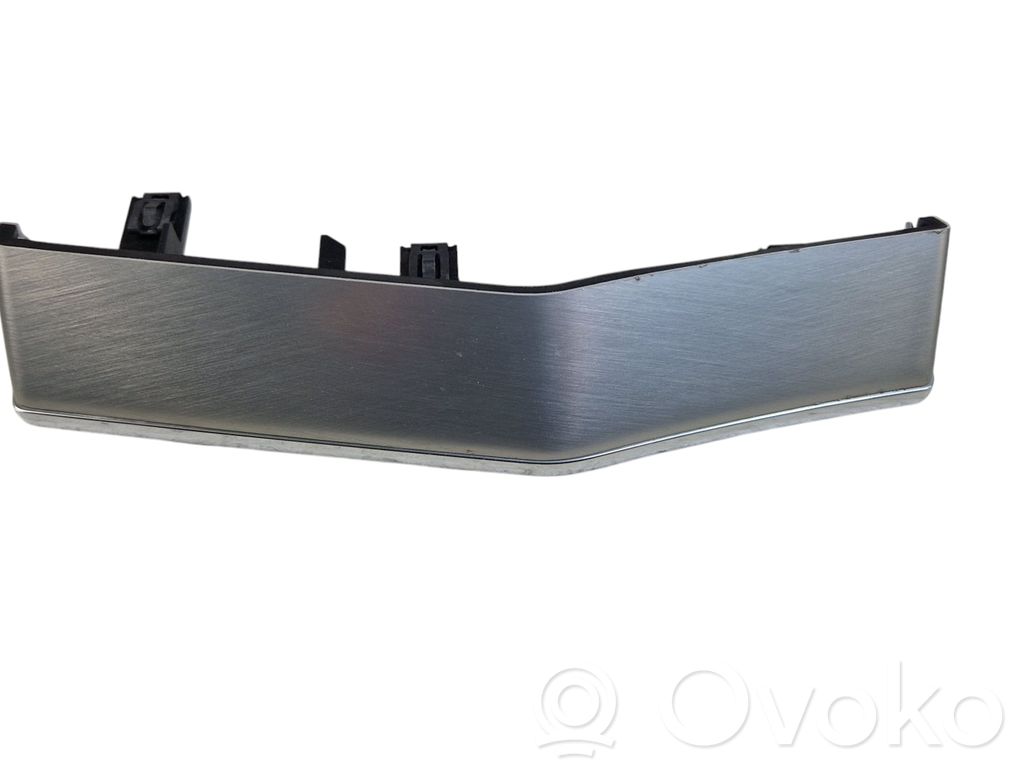 Volvo XC90 Dashboard glove box trim 
