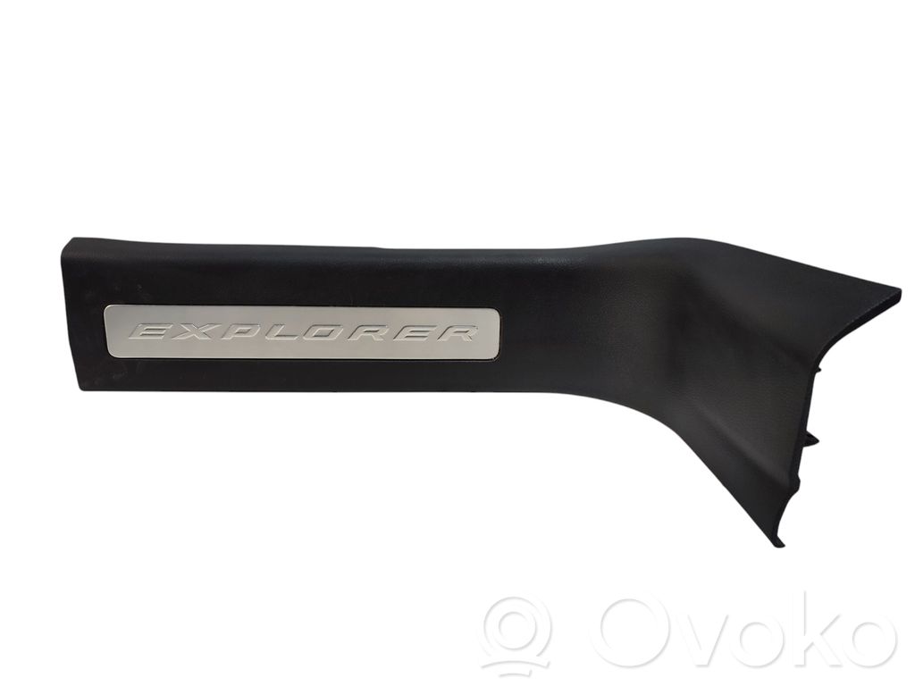 Listwa progowa przednia   DB537813200,DB537813200AE3ZHE,U502