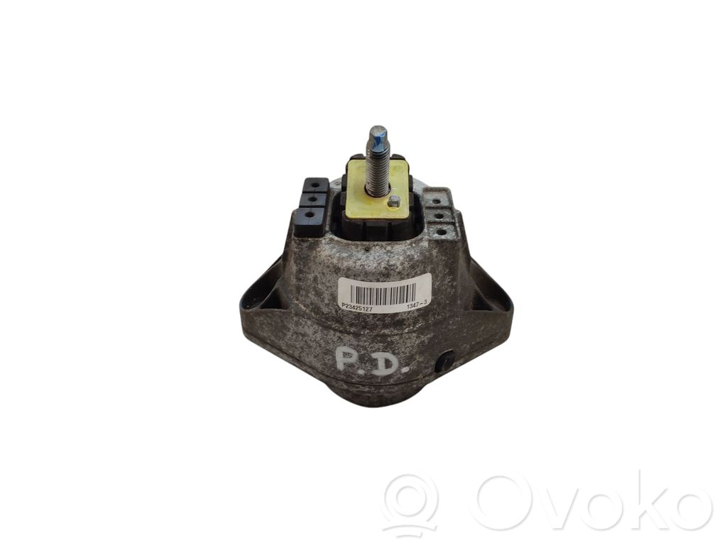 Chevrolet Camaro Engine mount bracket 