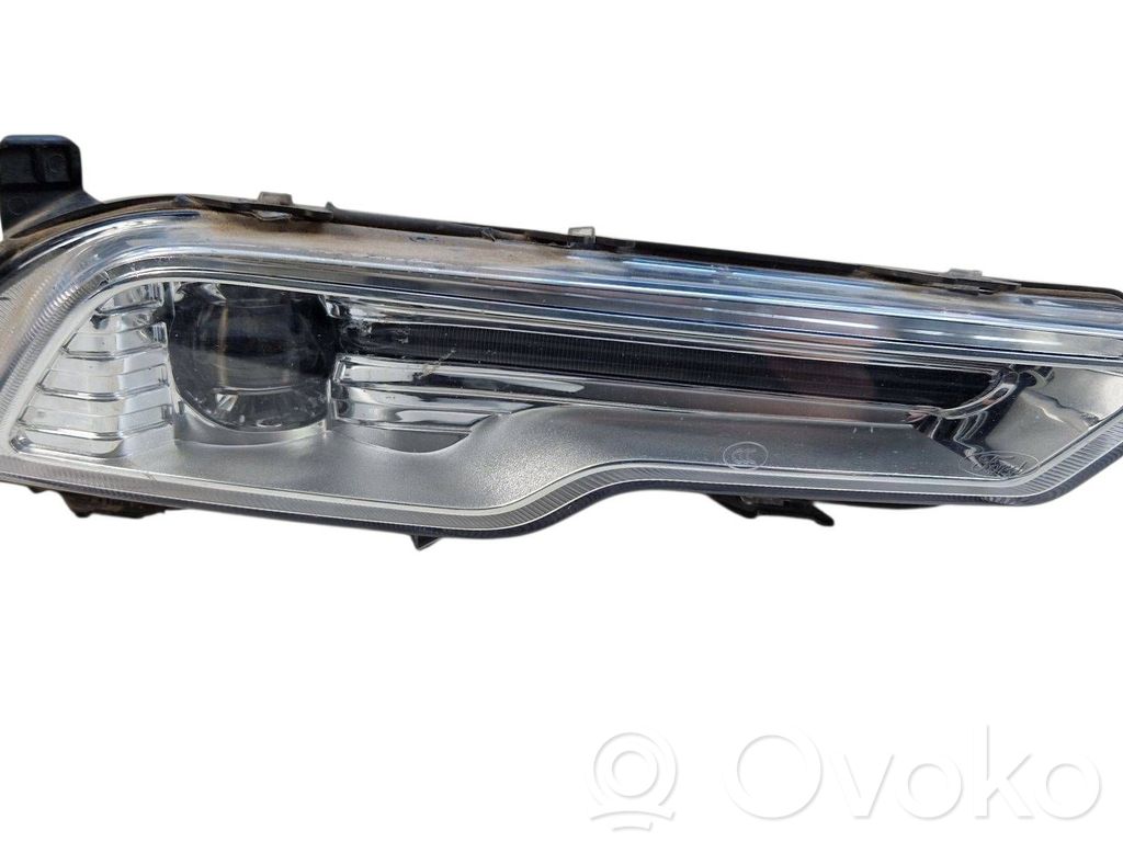 Ford Fusion II Front fog light 