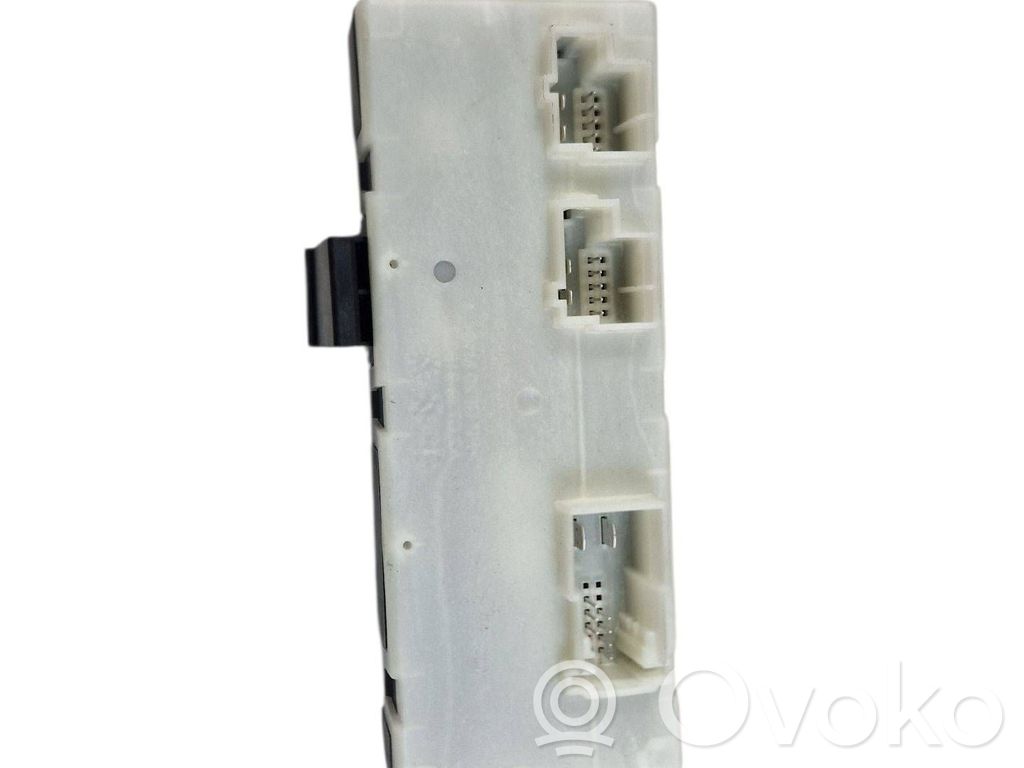 BMW 5 G30 G31 G38 Tailgate/trunk control unit/module 