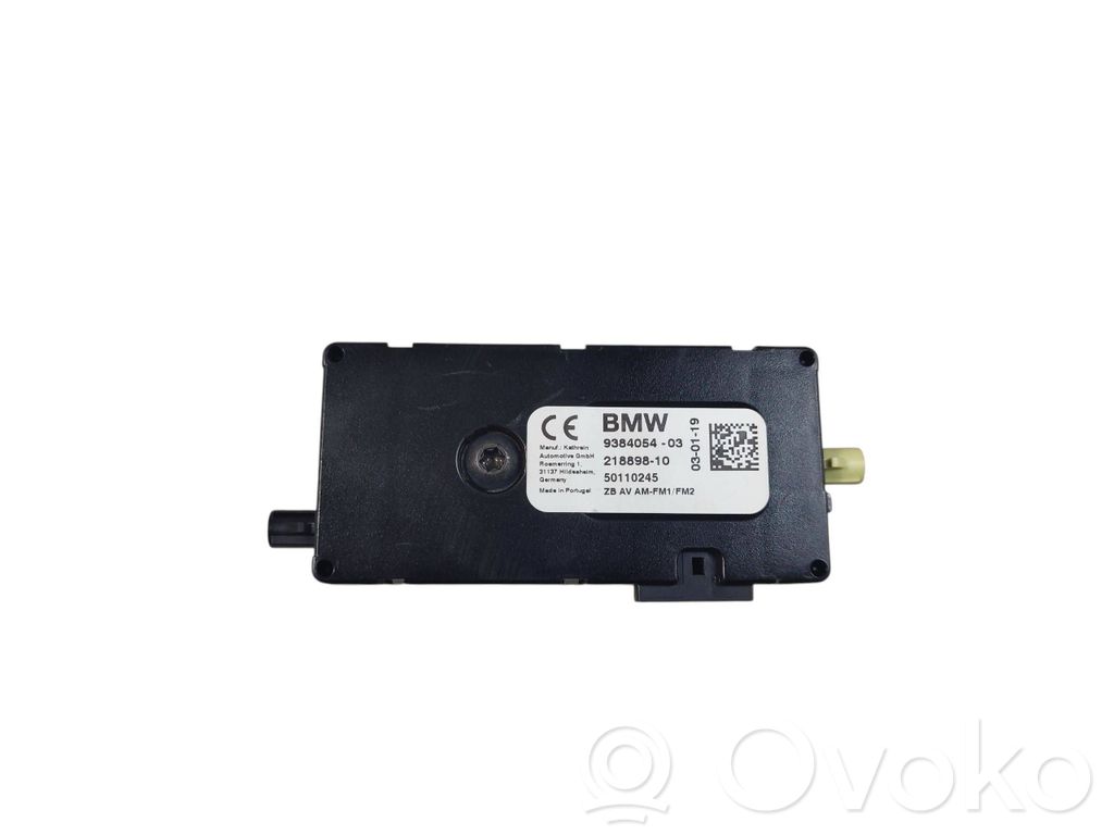 BMW 5 G30 G31 G38 Antenos stiprintuvas 